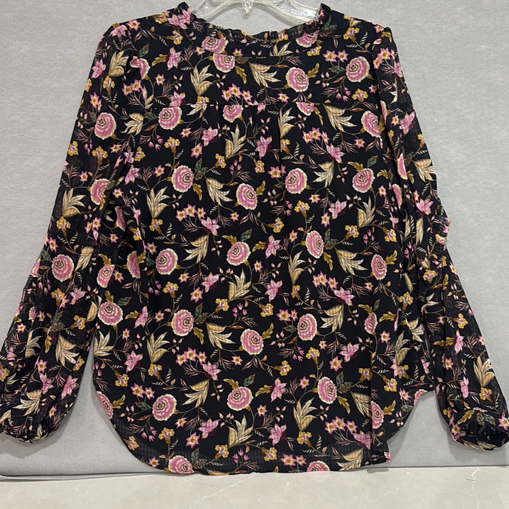 LOFT Black blouse with Pink Floral Design - Picture 10 of 13